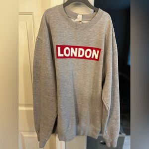 Gray London Graphic Sweatshirt Women’s medium GUC
